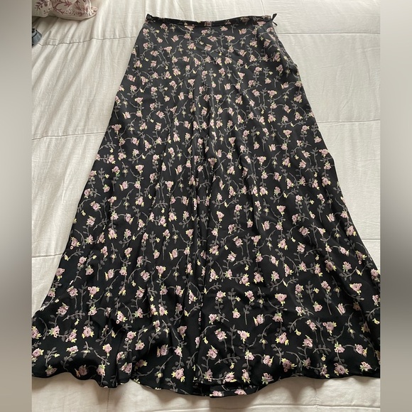 Vintage Black Floral Rayon Maxi Skirt 6 Witchy Whimsigoth Dark Romantic Fairy - Picture 1 of 7